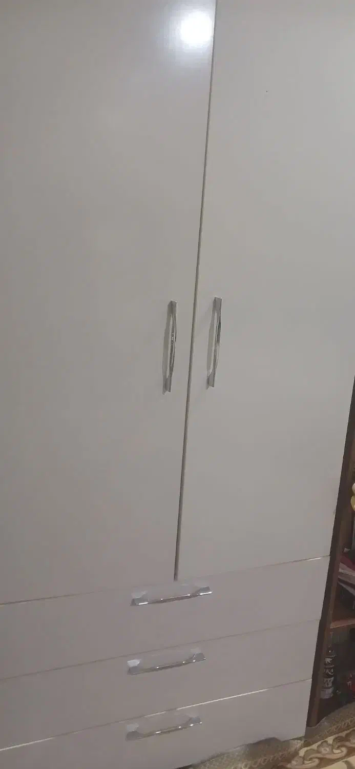 فروش تلویزیون olive43اینچ.کمدبعلاوه یک شلف بزرگ|تلویزیون و پروژکتور|ماسال, |دیوار