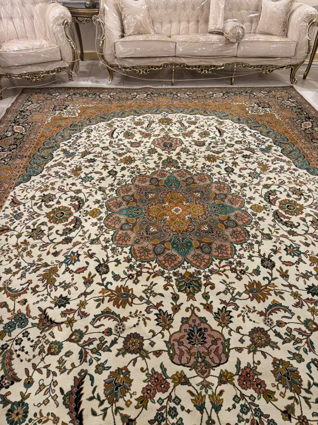 ماشینی ۱۲ متری|فرش|تهران, جهاد|دیوار