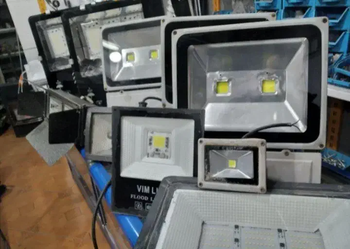 تع میر لام پ|لامپ و چراغ|یزد, |دیوار