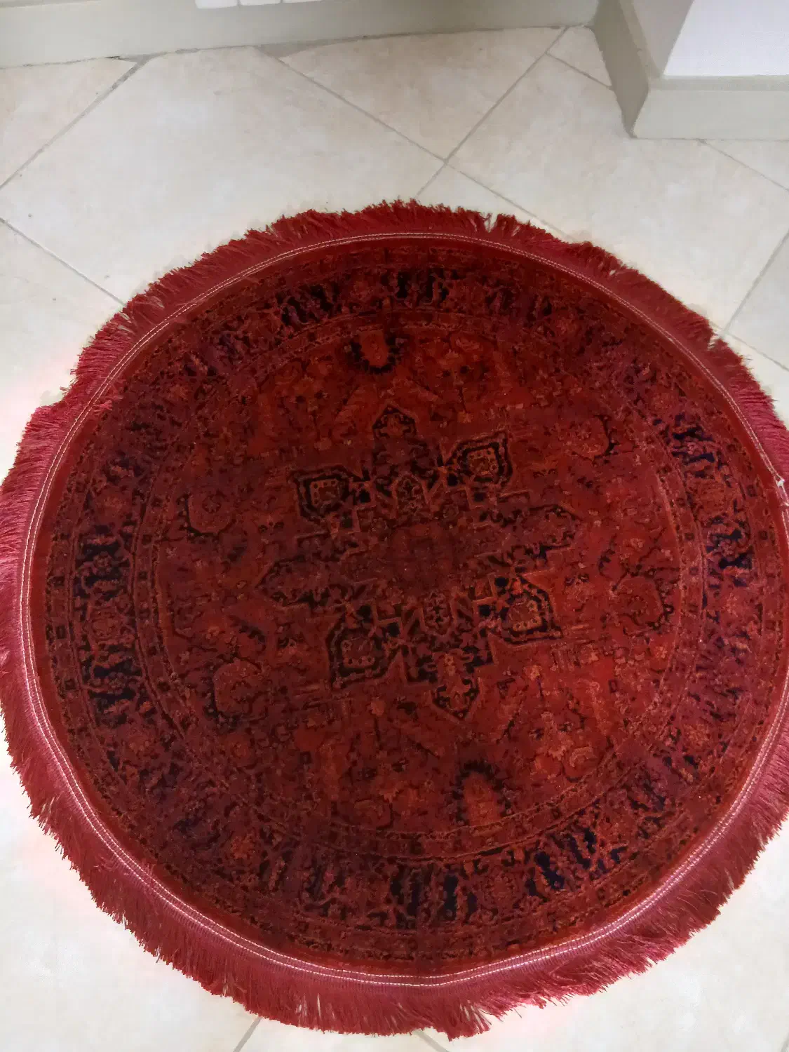 فرش گرد قرمز لاکی|فرش|تهران, شهید رجایی|دیوار