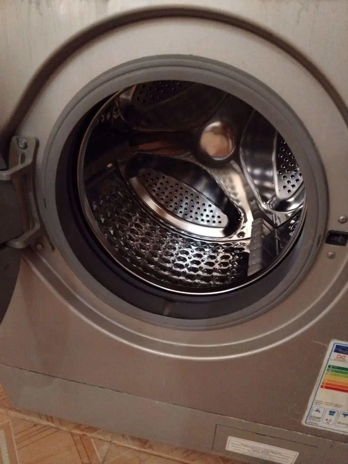 لباسشویی اتوماتیک|ماشین لباسشویی و خشک‌کن لباس|مهر, |دیوار