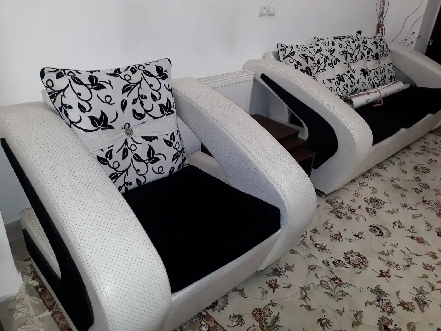 مبل تمیز و کاملا سالم|مبلمان خانگی و میز عسلی|گرگان, |دیوار