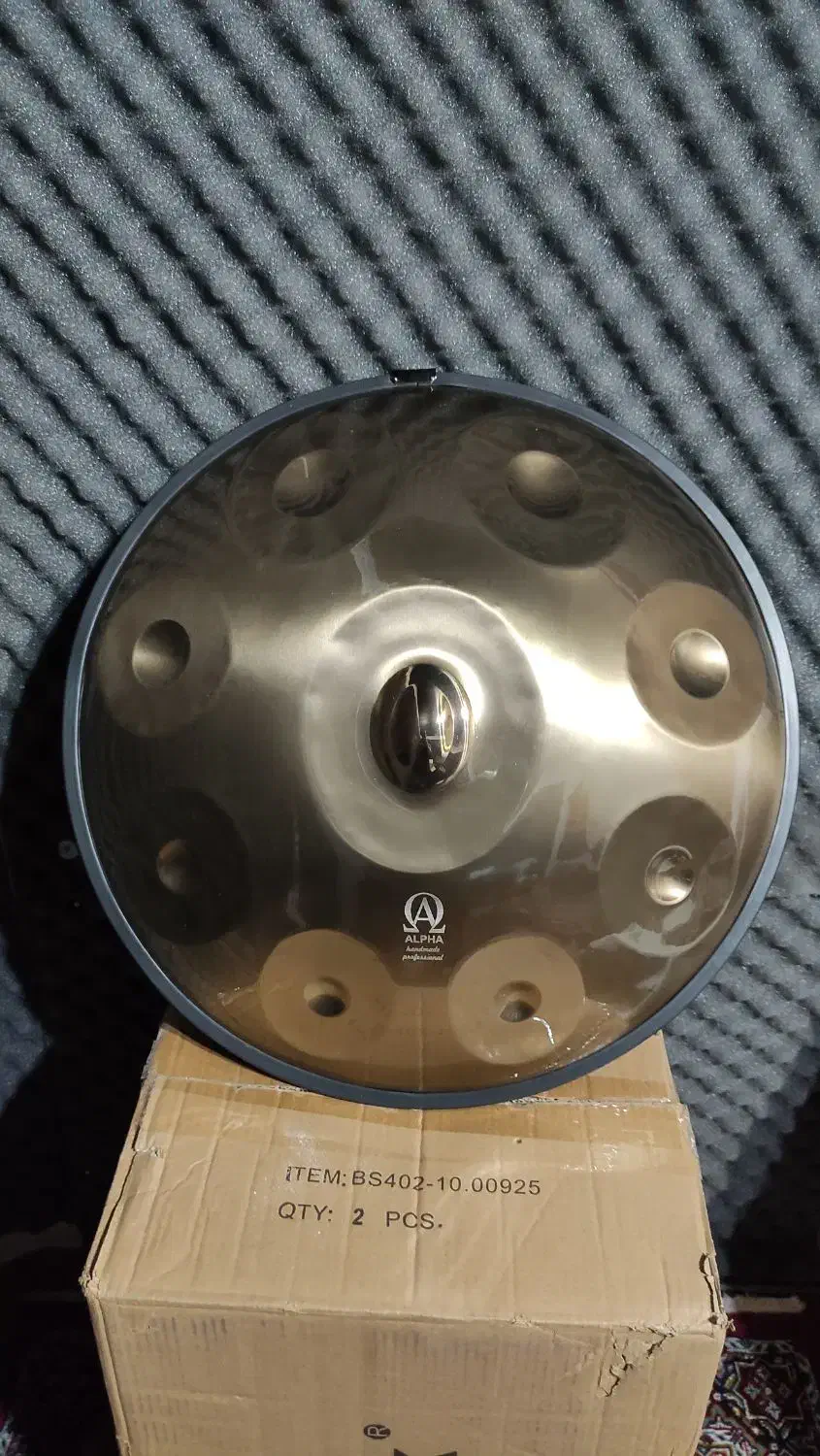 هنگدرام|درام و پرکاشن|رشت, امین الضرب|دیوار