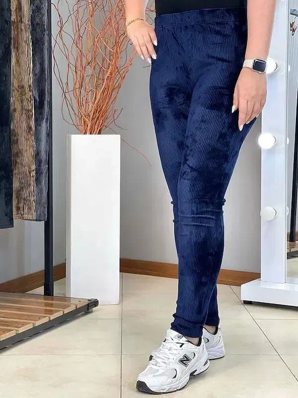 ساپورت لگ مخمل کبریتی|لباس|هشتگرد, فاز ۱ مهستان|دیوار