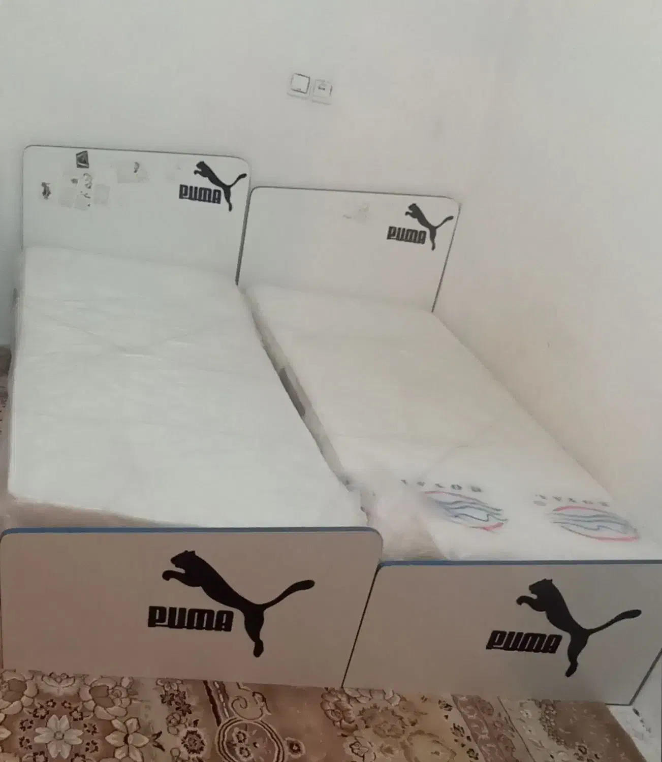 تخت وکمد نوجوان|تخت و سرویس خواب|زرندیه, |دیوار