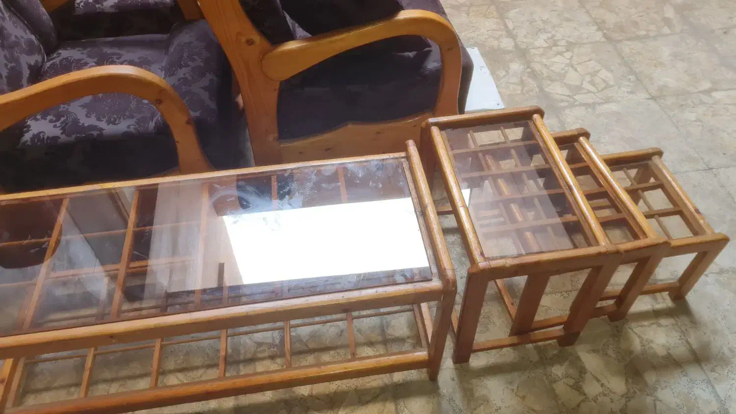 مبل ومیز|مبلمان خانگی و میز عسلی|رشت, دیانتی|دیوار