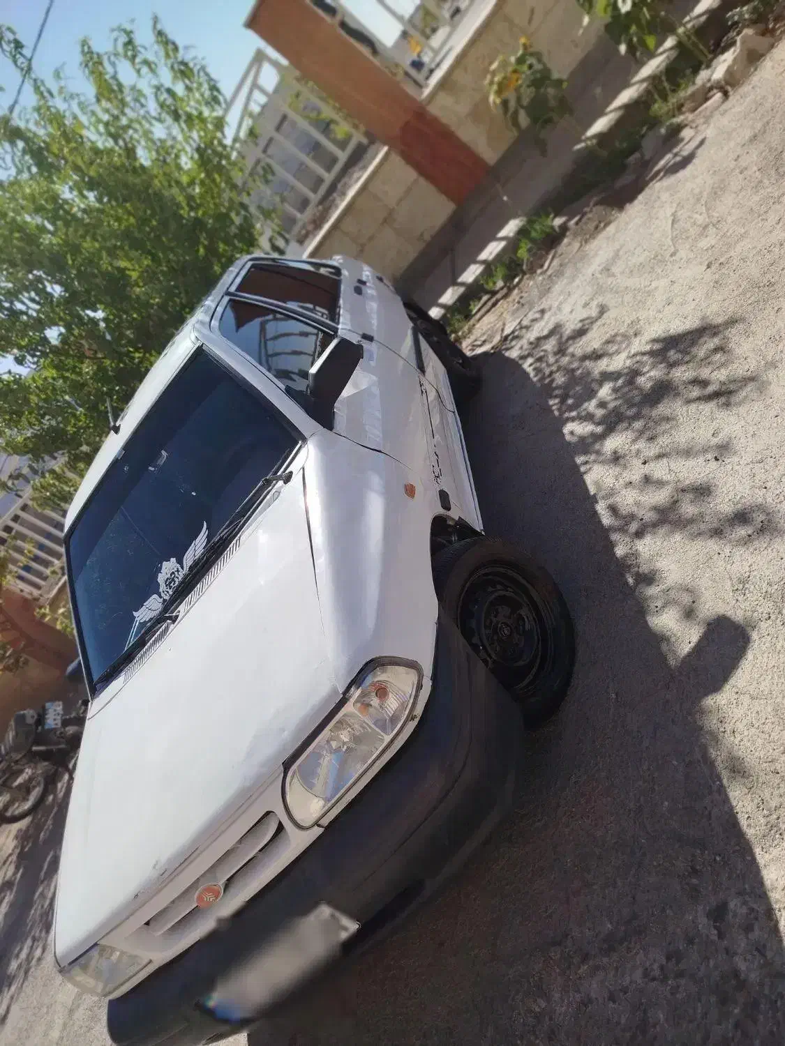 یک دستگاه خودرو|خودرو سواری و وانت|بیرجند, |دیوار