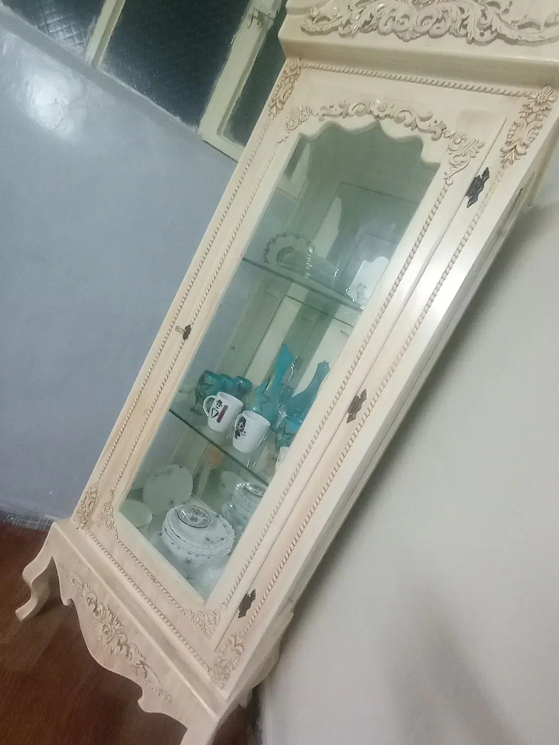 درحد نو|میز تلویزیون|نجف‌آباد, فردوسی شمالی|دیوار