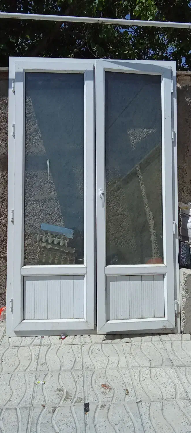 در دوجداره در حد نو|مصالح و تجهیزات ساختمان|قیدار, |دیوار