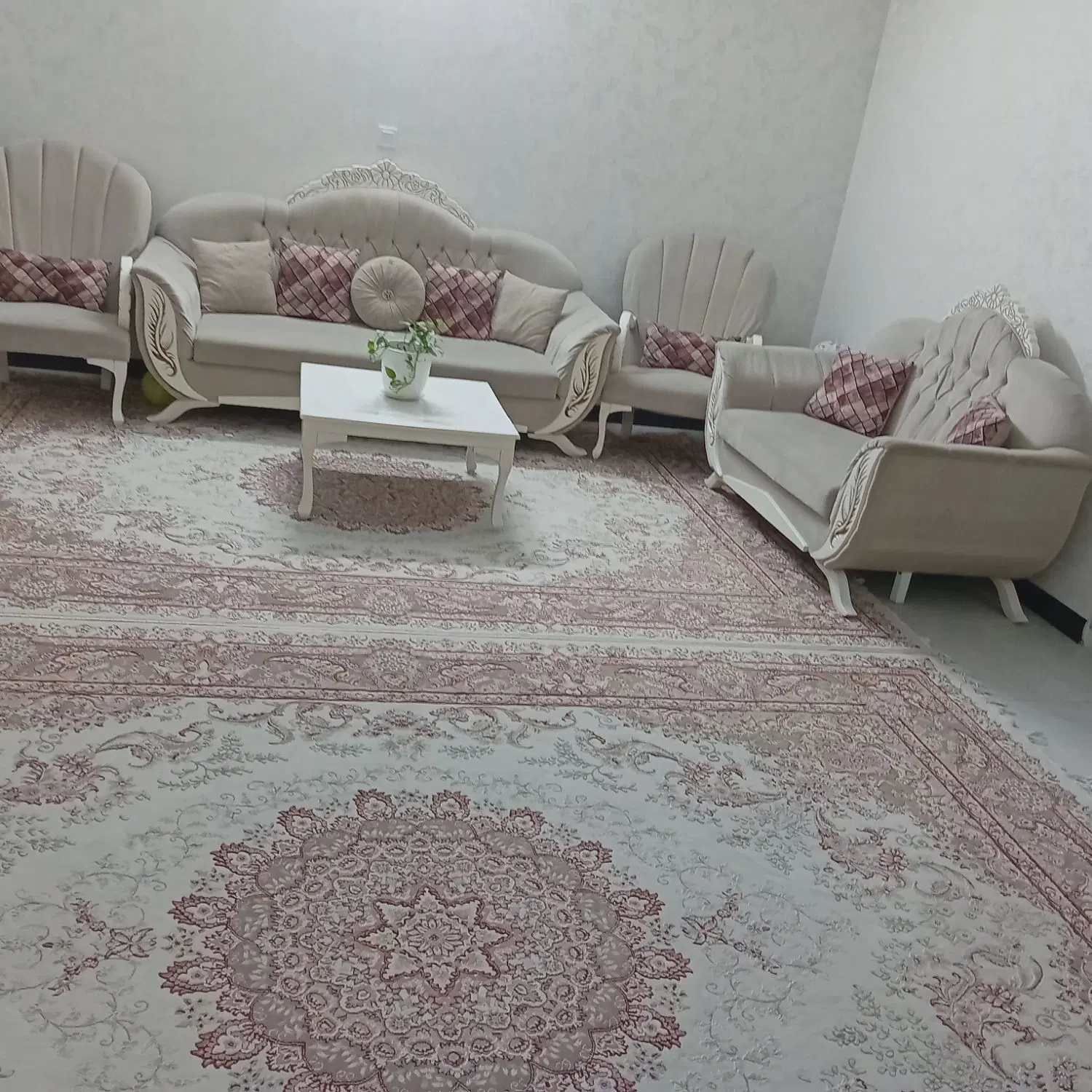 مبل ۷ نفره|مبلمان خانگی و میز عسلی|تهران, مطهری|دیوار
