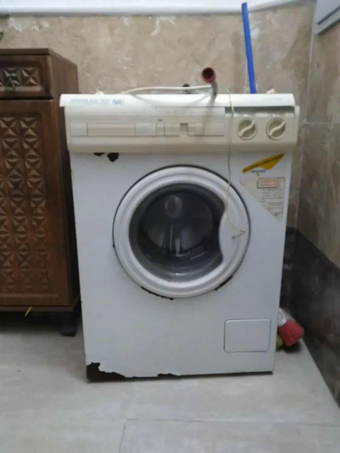 لباسشویی اتوماتیک|ماشین لباسشویی و خشک‌کن لباس|قم, باغ کرباسی|دیوار