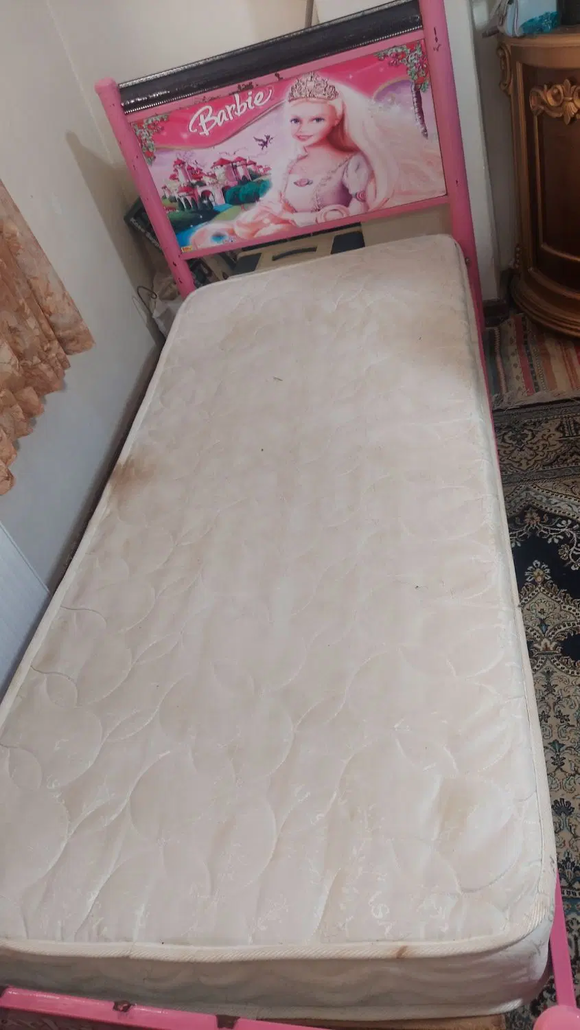 تخت|تخت و سرویس خواب|ساری, |دیوار