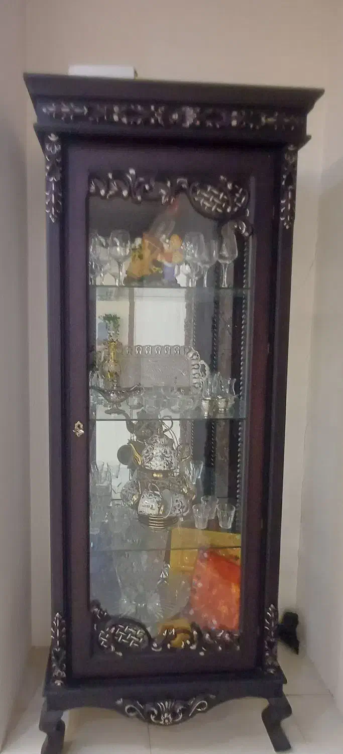 بوفه در حد نو|بوفه، ویترین، کنسول|محمدشهر, محمدشهر|دیوار