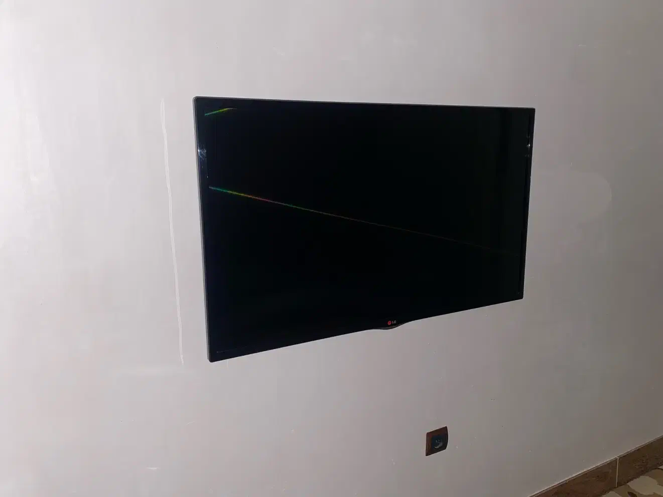 تلویزیون LG|تلویزیون و پروژکتور|گنبد کاووس, |دیوار