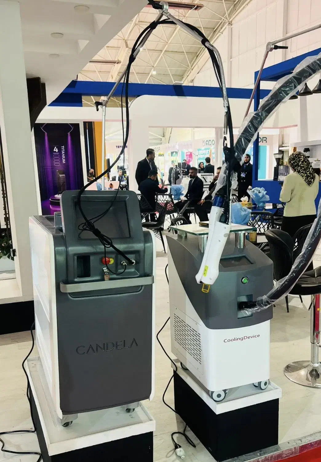 تیتانیوم --الکساندرایت|پزشکی|دوگنبدان, |دیوار