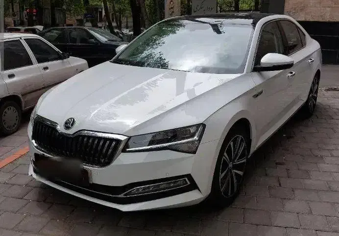 اشکودا سوپرب ( لوکس ترین و با کیفیت ترین وارداتی)|خودرو سواری و وانت|تهران, گیشا|دیوار