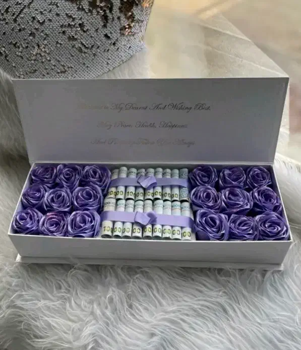 باکس کادویی|گل مصنوعی|قروه, |دیوار