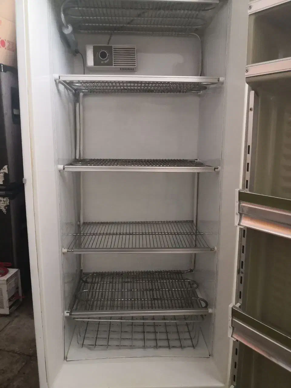 فریزر ارج سالم موتور ایتالیایی فابریک سالم|یخچال و فریزر|اصفهان, ملک‌شهر|دیوار