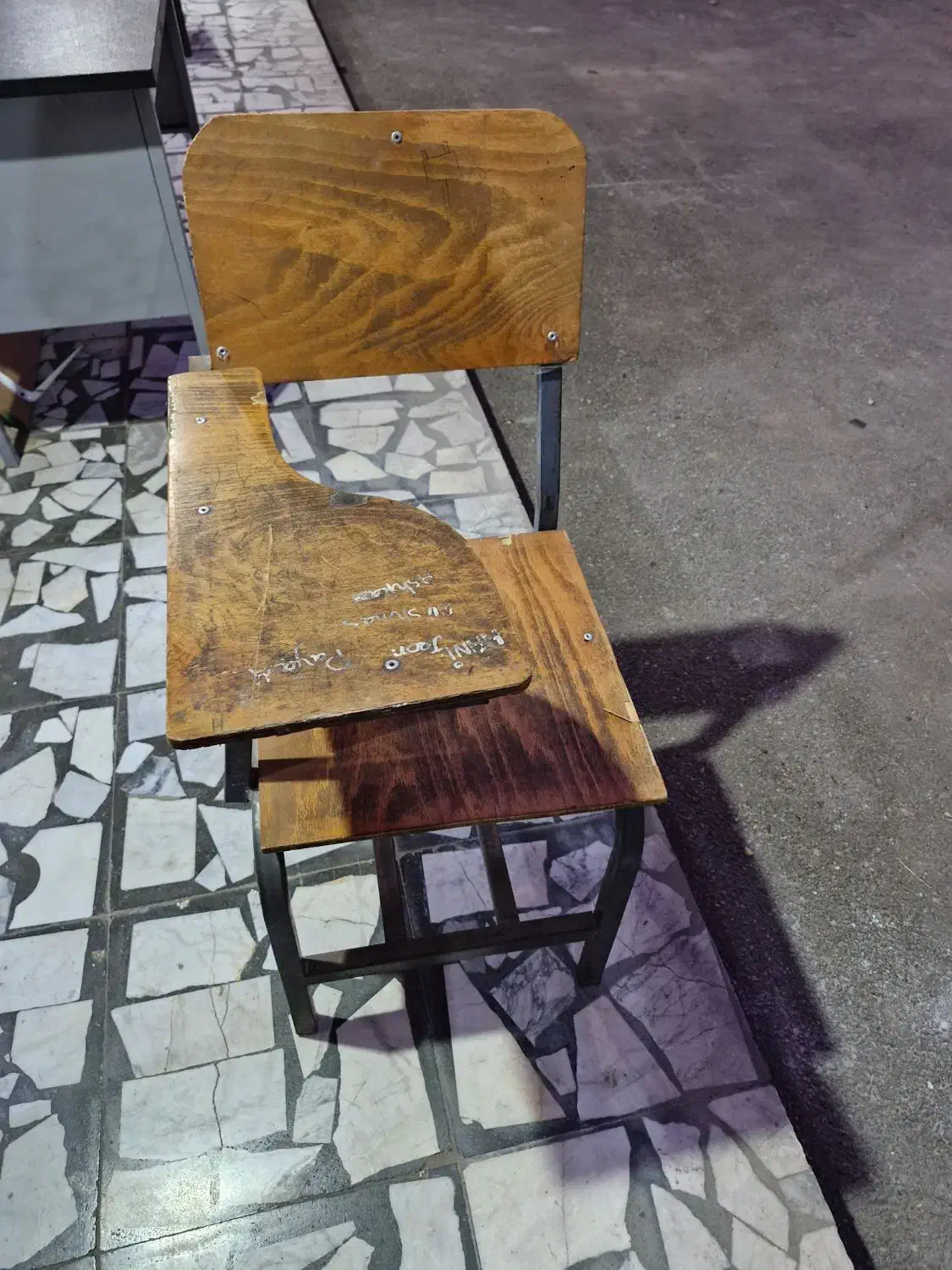 صندلی دانش آموزی|مبلمان اداری|ساری, |دیوار