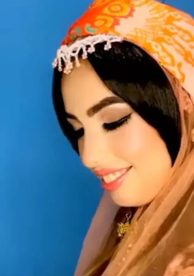 میکاپ و زلف در منزل شما|خدمات آرایشگری و زیبایی|شیراز, گویم|دیوار