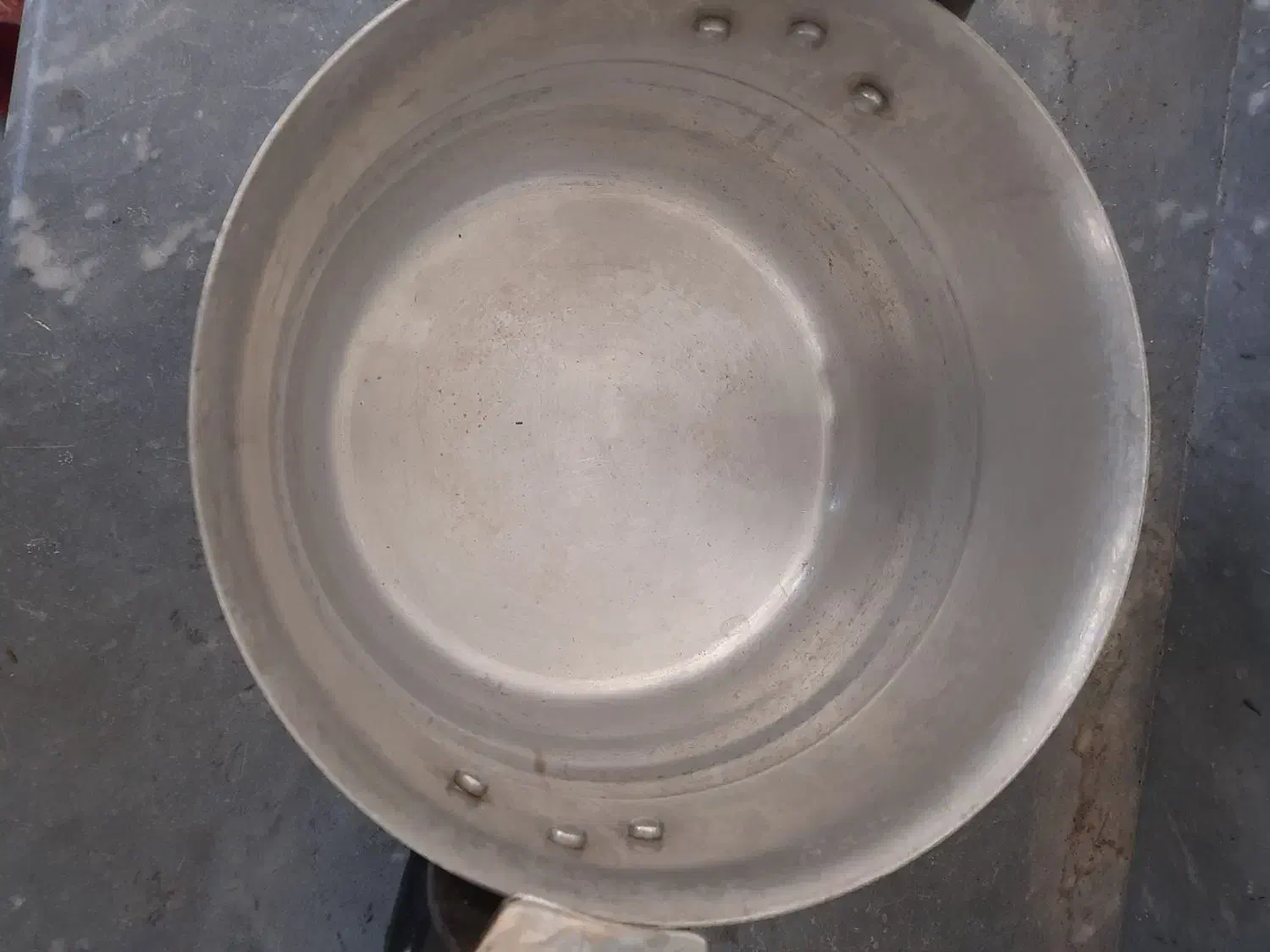 زودپز|ظروف پخت‌وپز|قم, باجک سه|دیوار