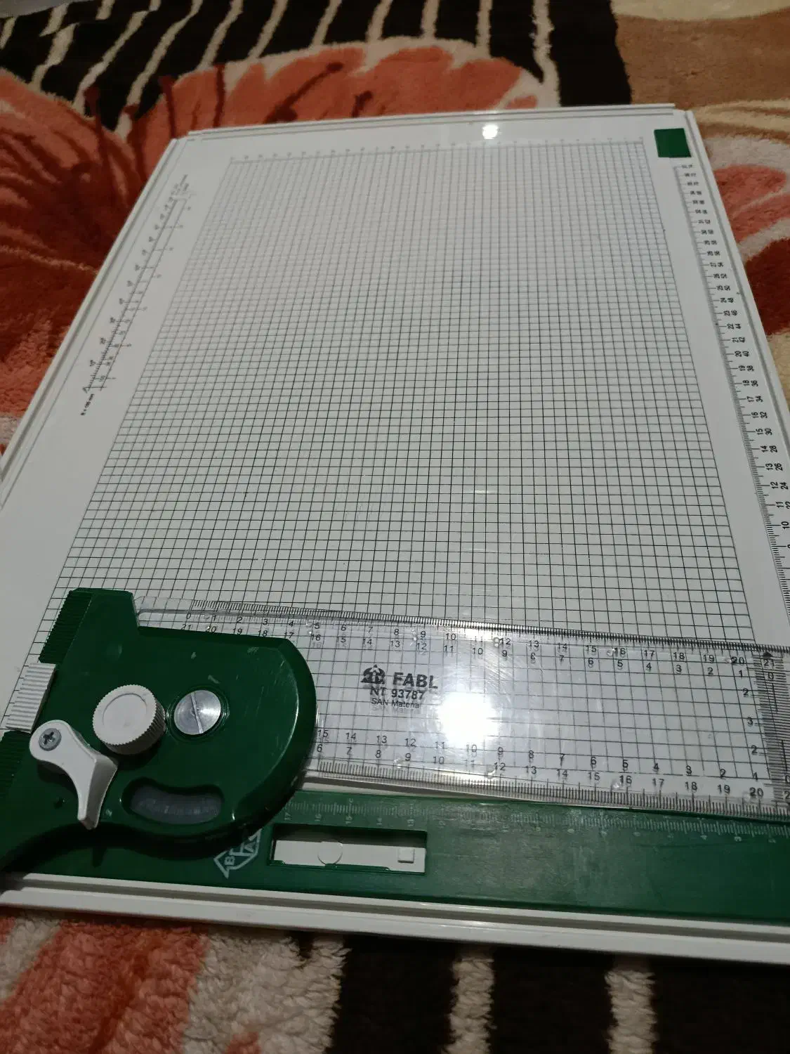 صفحه نقشه کشی|لوازم التحریر|اردبیل, |دیوار