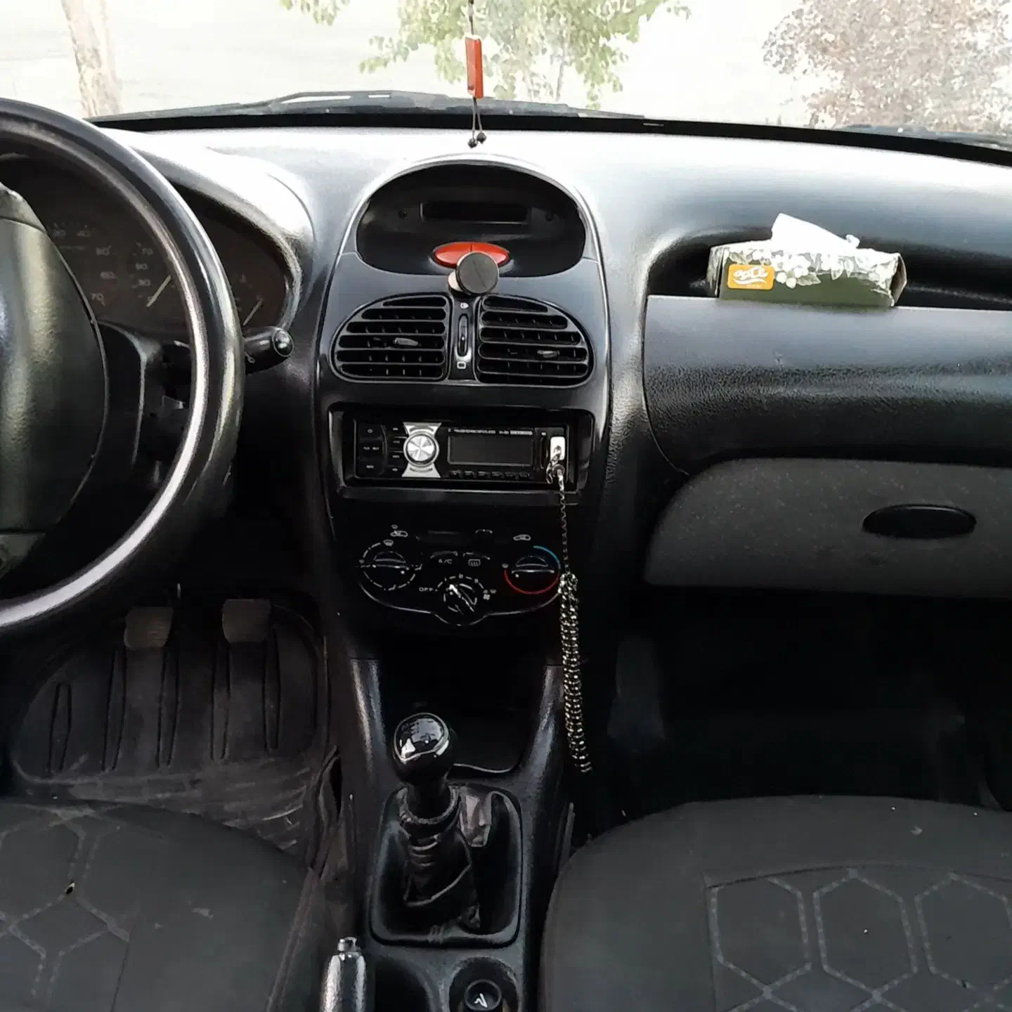 پژو ۲۰۶ مدل ۸۷ هاچپک|خودرو سواری و وانت|سنندج, |دیوار