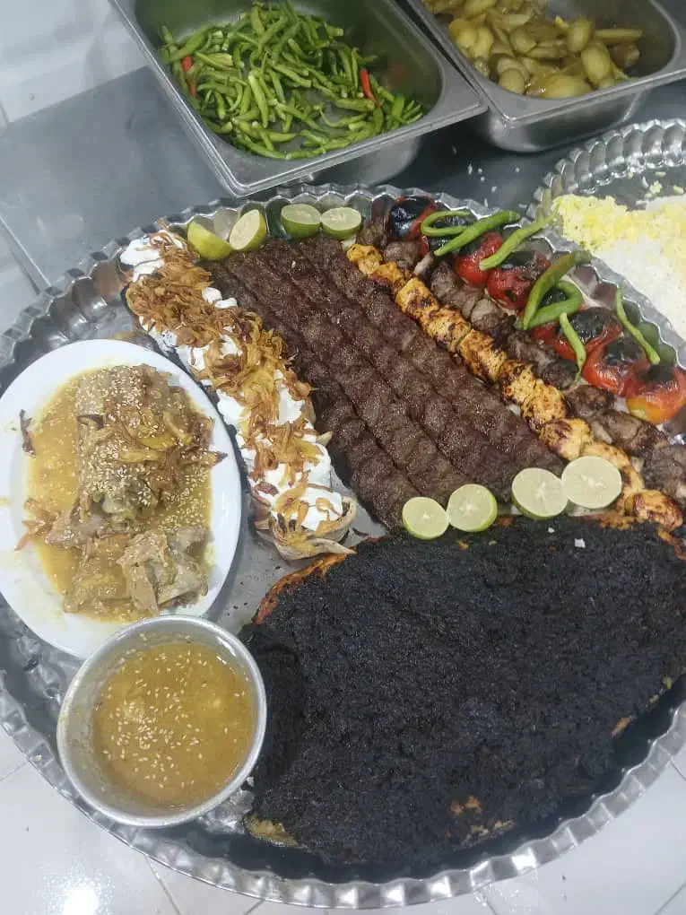 کمک اشپز|استخدام خدمات فروشگاه و رستوران|اهواز, فرهنگ شهر|دیوار