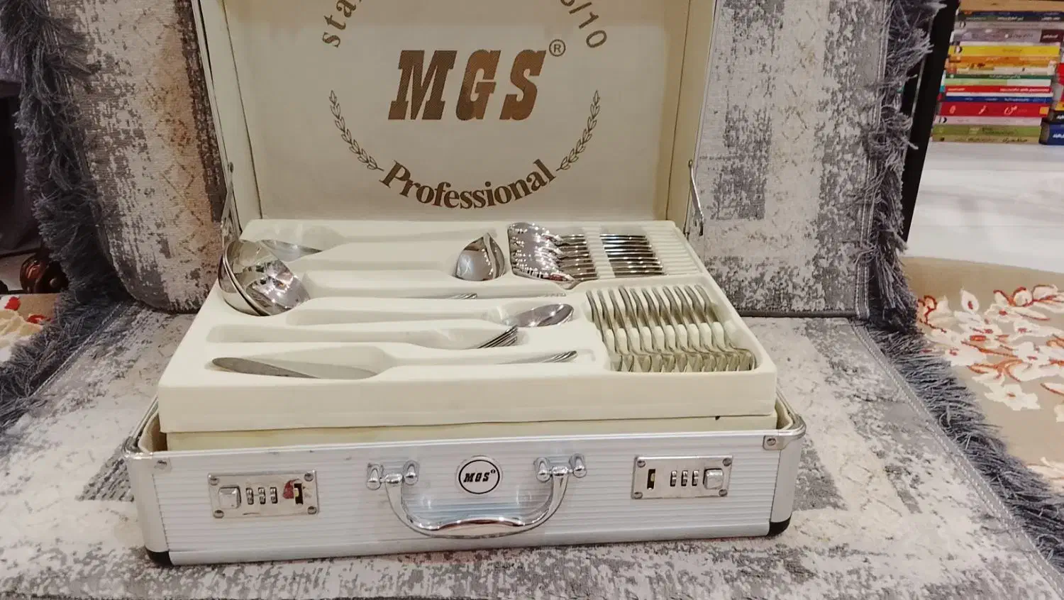 سرویس قاشق و چنگال MGS آلمانی|ظروف سرو و پذیرایی|هشتگرد, شهرک راه آهن|دیوار