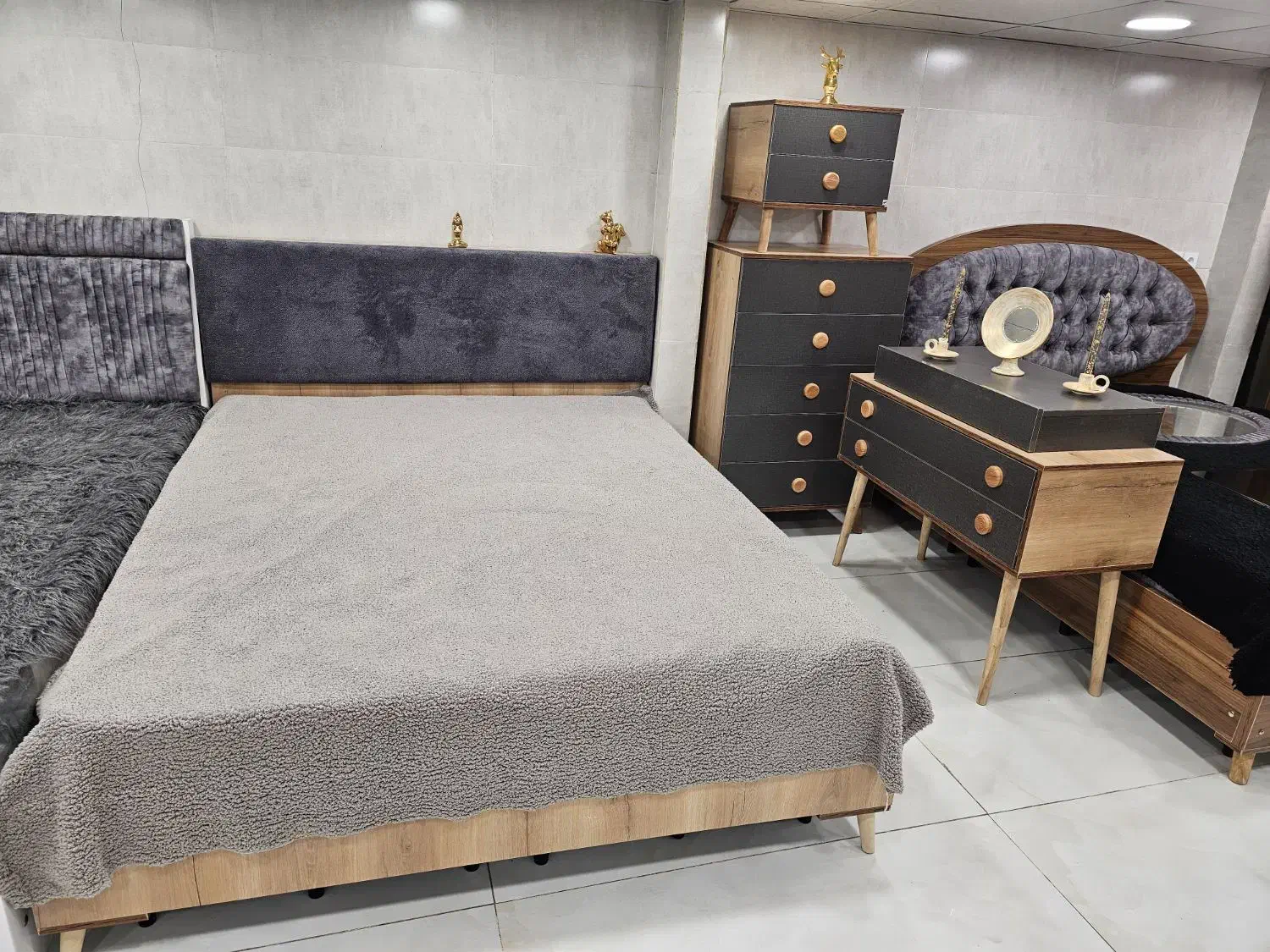 سرویس خواب تخفیف خورده|تخت و سرویس خواب|مسجد سلیمان, |دیوار