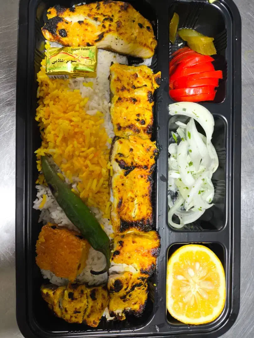 بازاریاب و معرف غذای شرکتی|استخدام بازاریابی و فروش|تهران, فلسطین (میدان انقلاب)|دیوار