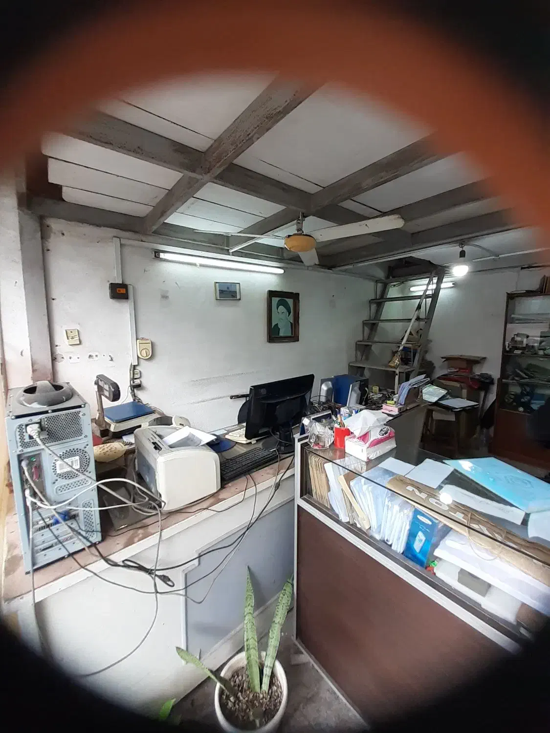 فروش دفتر پیشخوان با سرقفلی|فروش دفتر کار، اتاق اداری، مطب|رشت, خواهر امام|دیوار