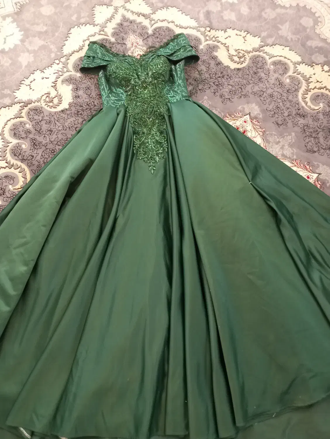 لباس حنا نامردی|لباس|آبسرد, |دیوار