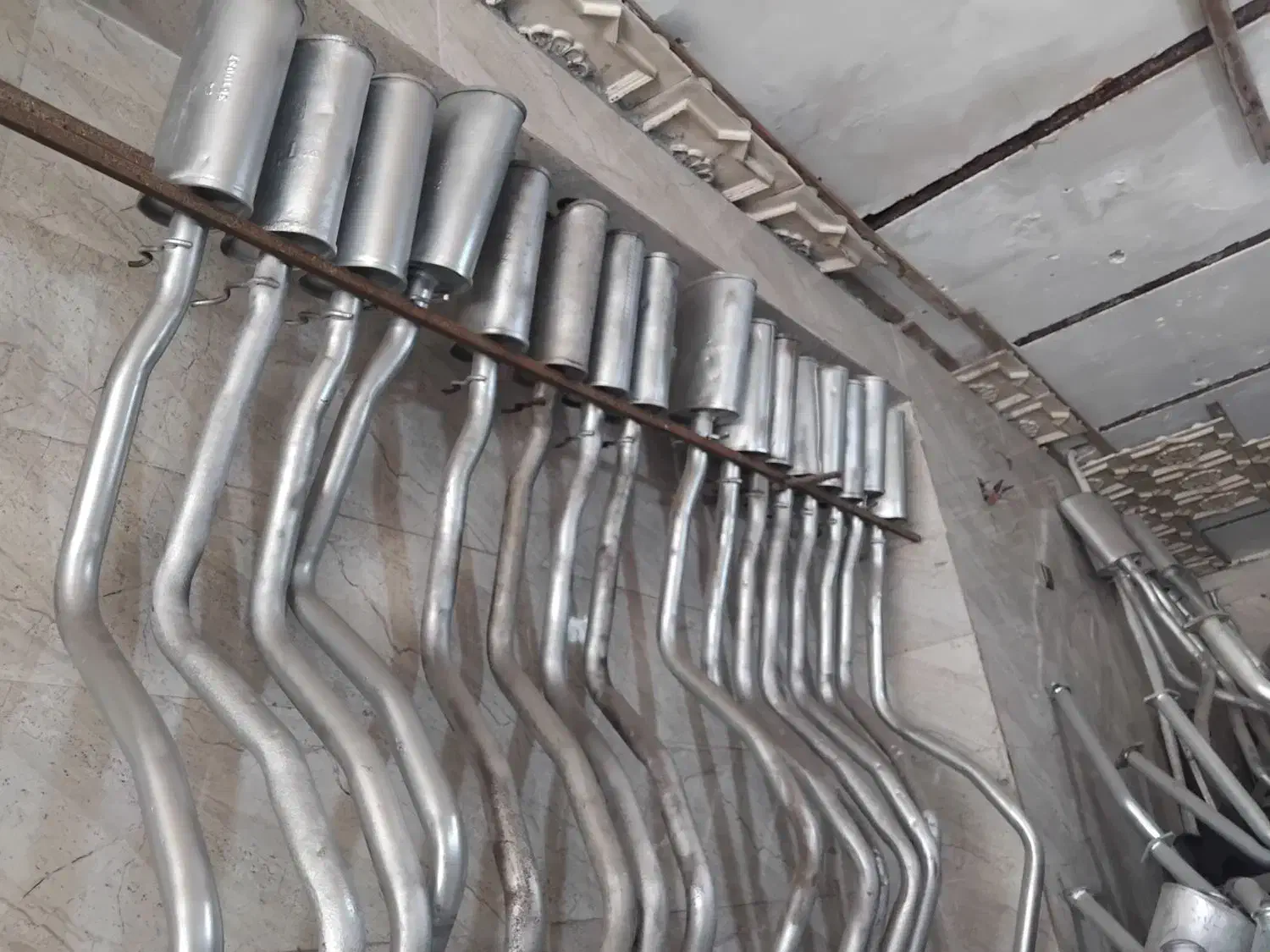 اگزوز استوک دست دو|قطعات یدکی و لوازم جانبی|بندرعباس, |دیوار