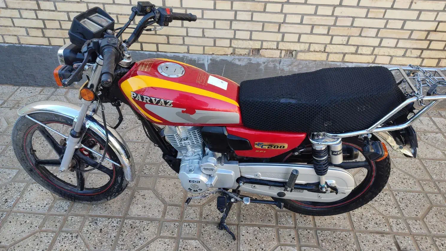 موتور 200 پرواز|موتورسیکلت|شهرضا, |دیوار