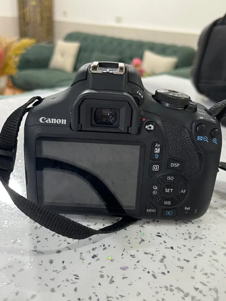 دوربین کنون۲۰۰۰d|دوربین عکاسی و فیلم‌برداری|قیامدشت - خاورشهر, |دیوار