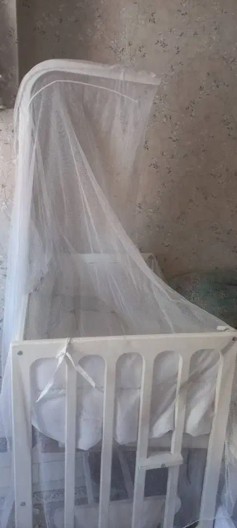 تخت کنار مادر|تخت و صندلی بچه|پرند, فاز ۵|دیوار