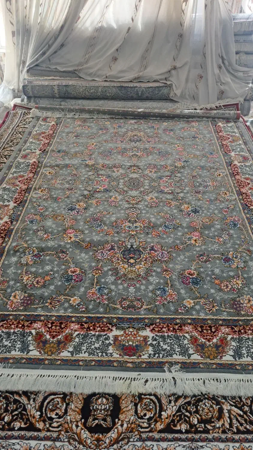 گشتم نبود نگرد نیست فقط با ماهی ۸ ملیون فرش بخرید|فرش|شاهین‌شهر, دکتر حسابی|دیوار