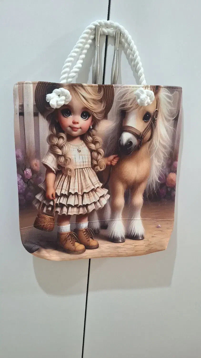 کیف دستی بزرگ هستن نوهست|کیف، کفش، کمربند|میاندوآب, |دیوار