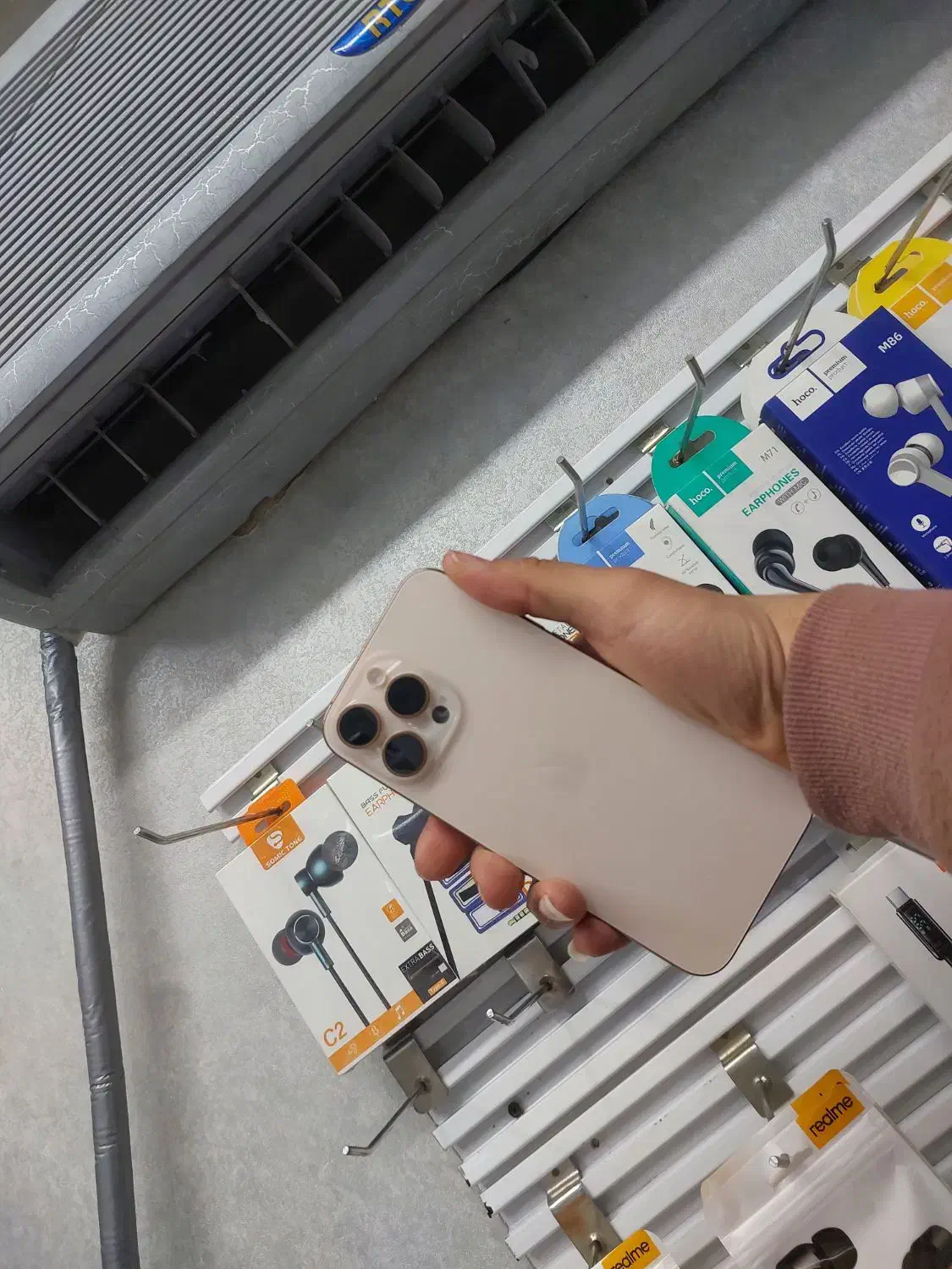 آیفون 16pro max 256 تمیز درحدنوپک اصلی|موبایل|قم, عربستان|دیوار