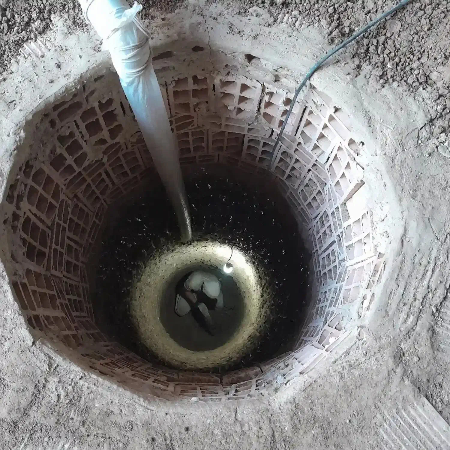 با سلام مغنی چاه کن حفاری چاه حفری فاضلاب اندیشه|خدمات پیشه و مهارت|اندیشه, اندیشه فاز ۱|دیوار