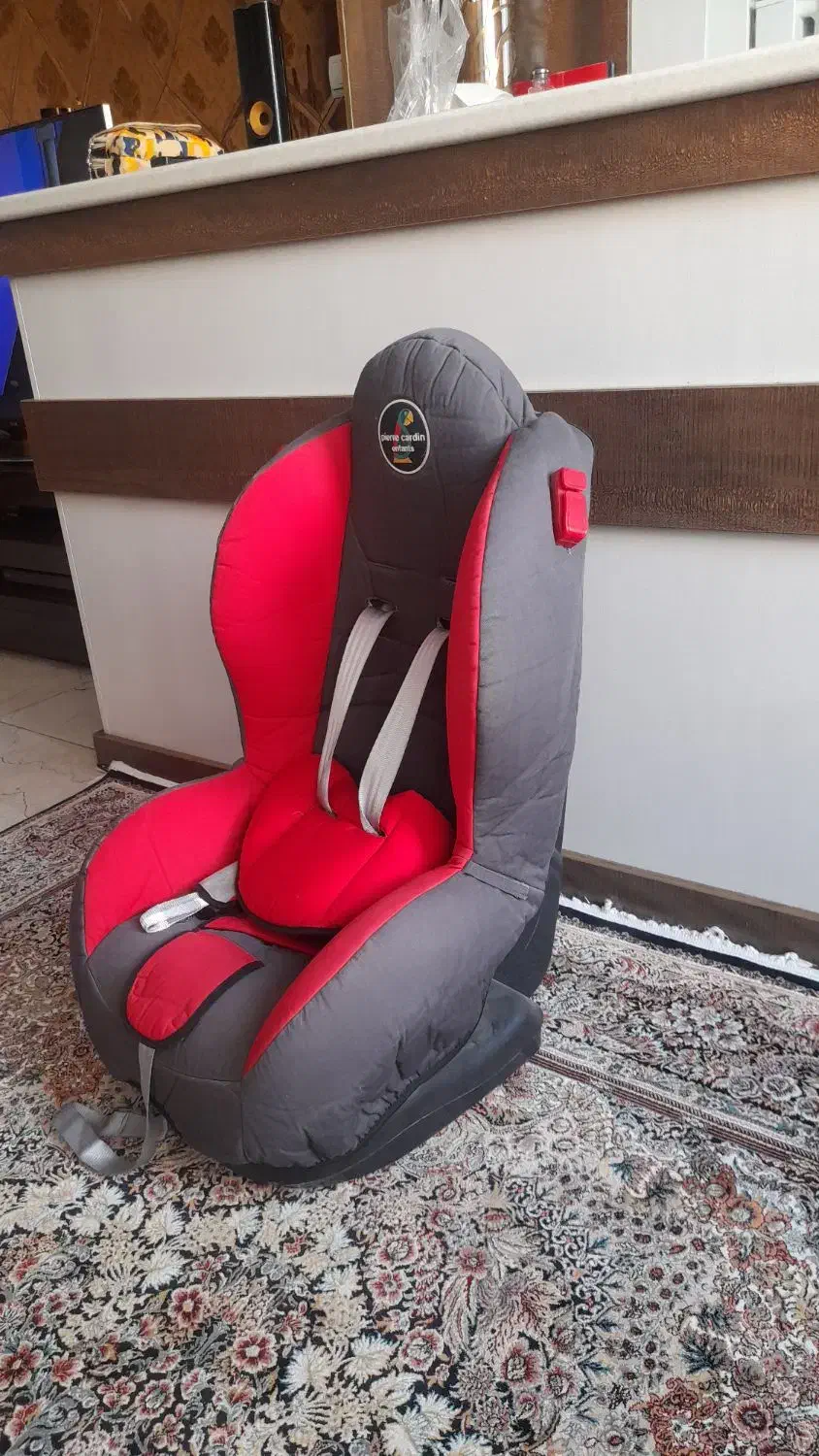 صندلی ماشین برند پیر گاردین|تخت و صندلی بچه|شهریار, شهرک وائین|دیوار