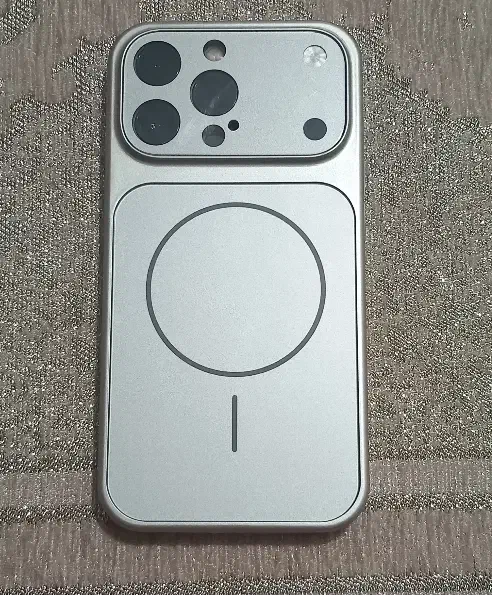 قاب طرح آیفون ۱۷|لوازم جانبی موبایل و تبلت|کرج, اصفهانی‌ها|دیوار