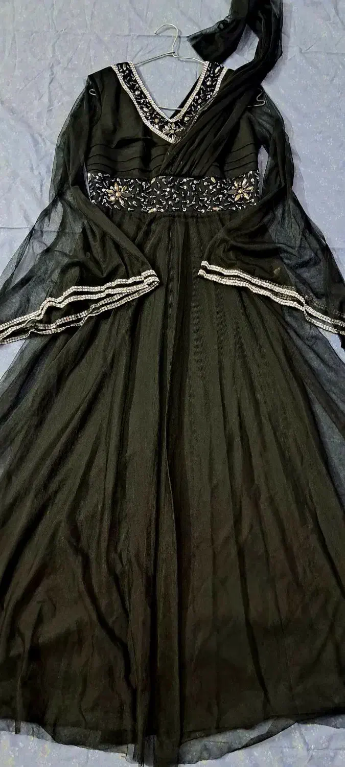 چندین تا مانتو تمیز و در حد نو|لباس|نسیمشهر, |دیوار