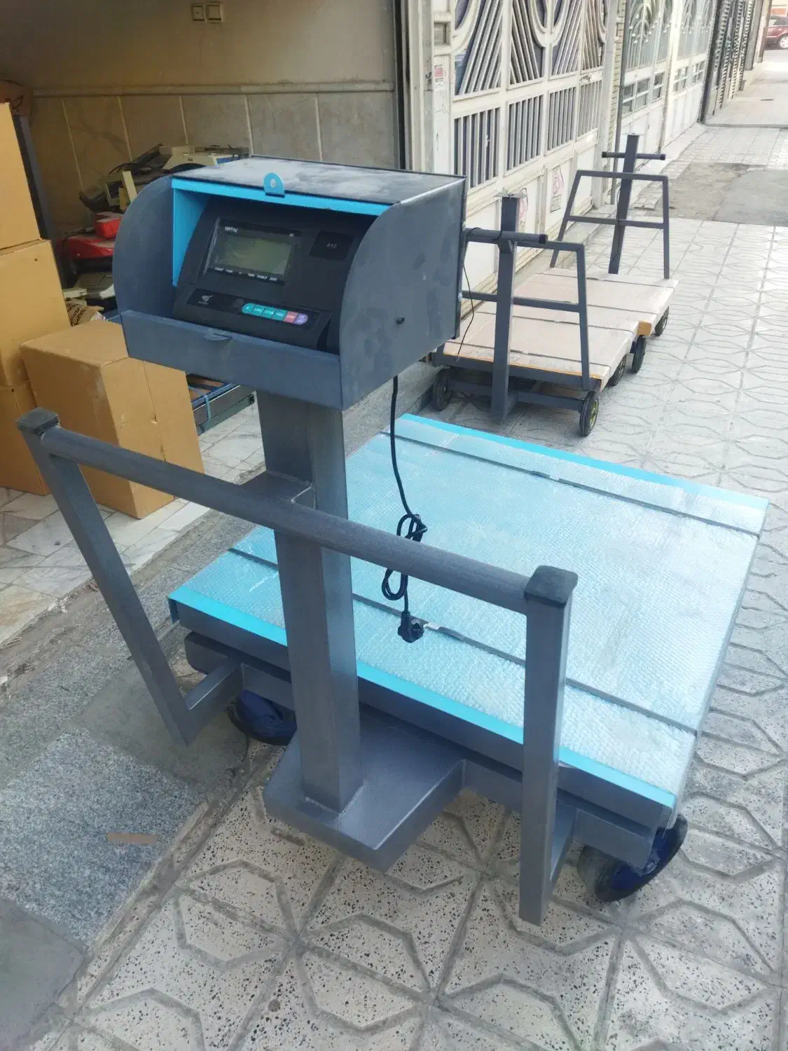 باسکول ۸۰در۸۰ چرخدار|فروشگاه و مغازه|مشهد, امیر|دیوار