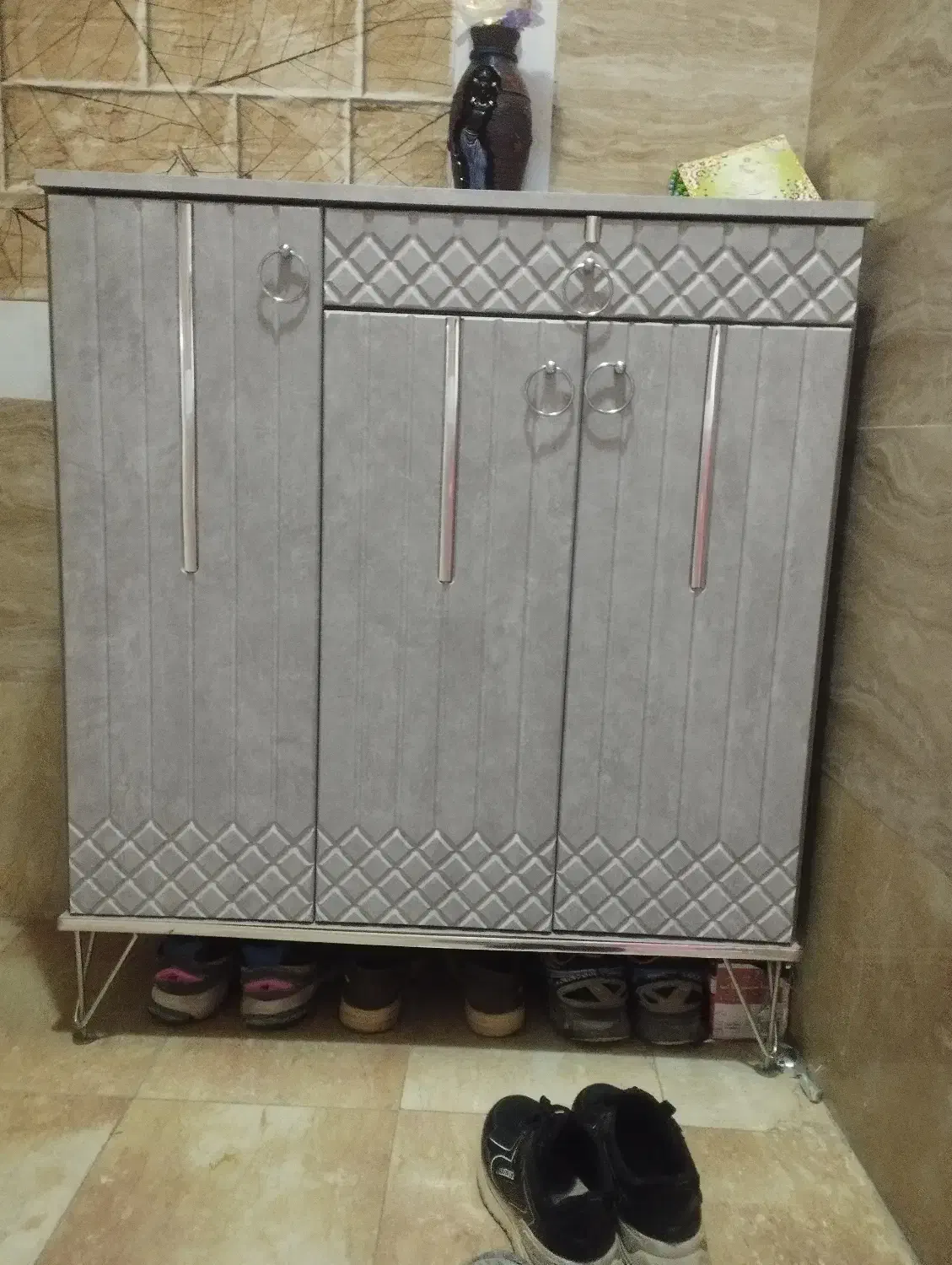 آینه کنسول و میز تی وی و جاکفشی|بوفه، ویترین، کنسول|پردیس, فاز ۲|دیوار