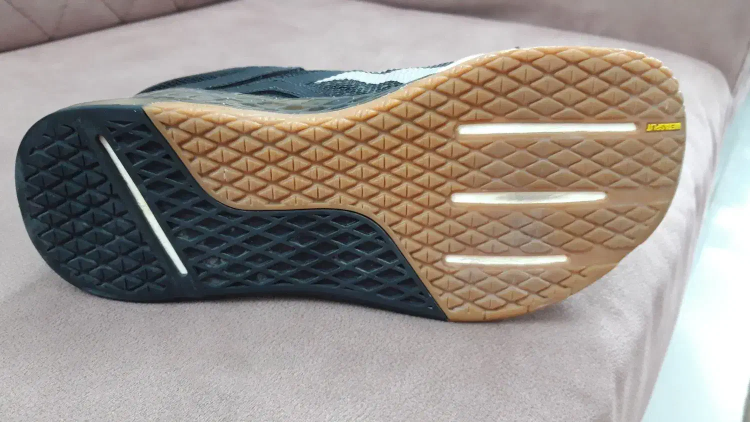 کفش ریباک اوریجینال 39|کیف، کفش، کمربند|شاهین‌شهر, شهرک پردیس|دیوار