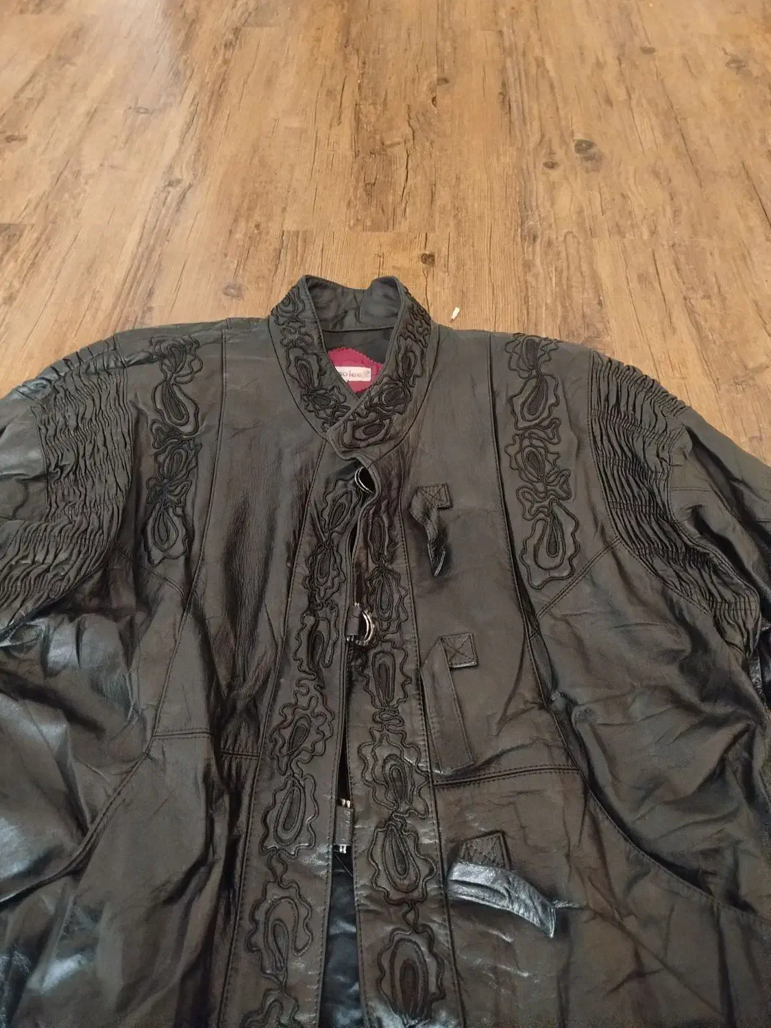 کاپشن چرم طبیعی اورجینال سنگین وزن|لباس|شیراز, شهرک دارایی|دیوار