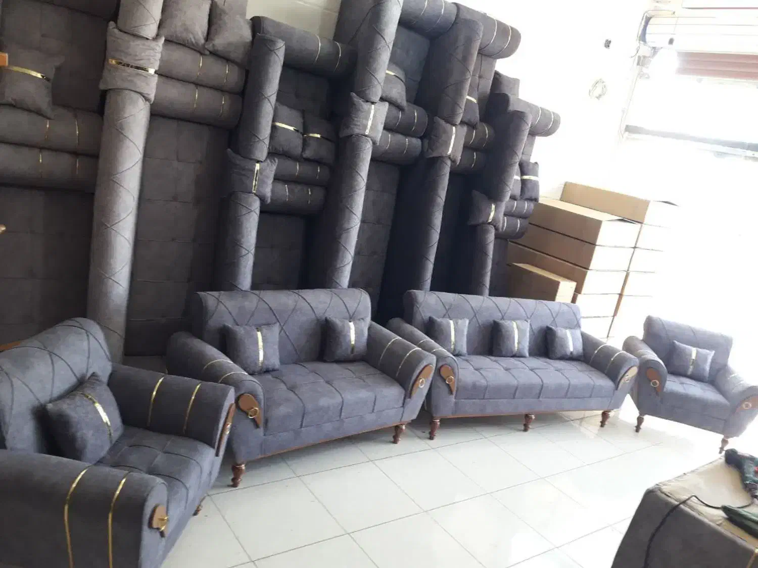 »»مبل‌ رویایی با قیمتی که باورتون نمیشه(تولیدی قم)|مبلمان خانگی و میز عسلی|قم, ولیعصر|دیوار