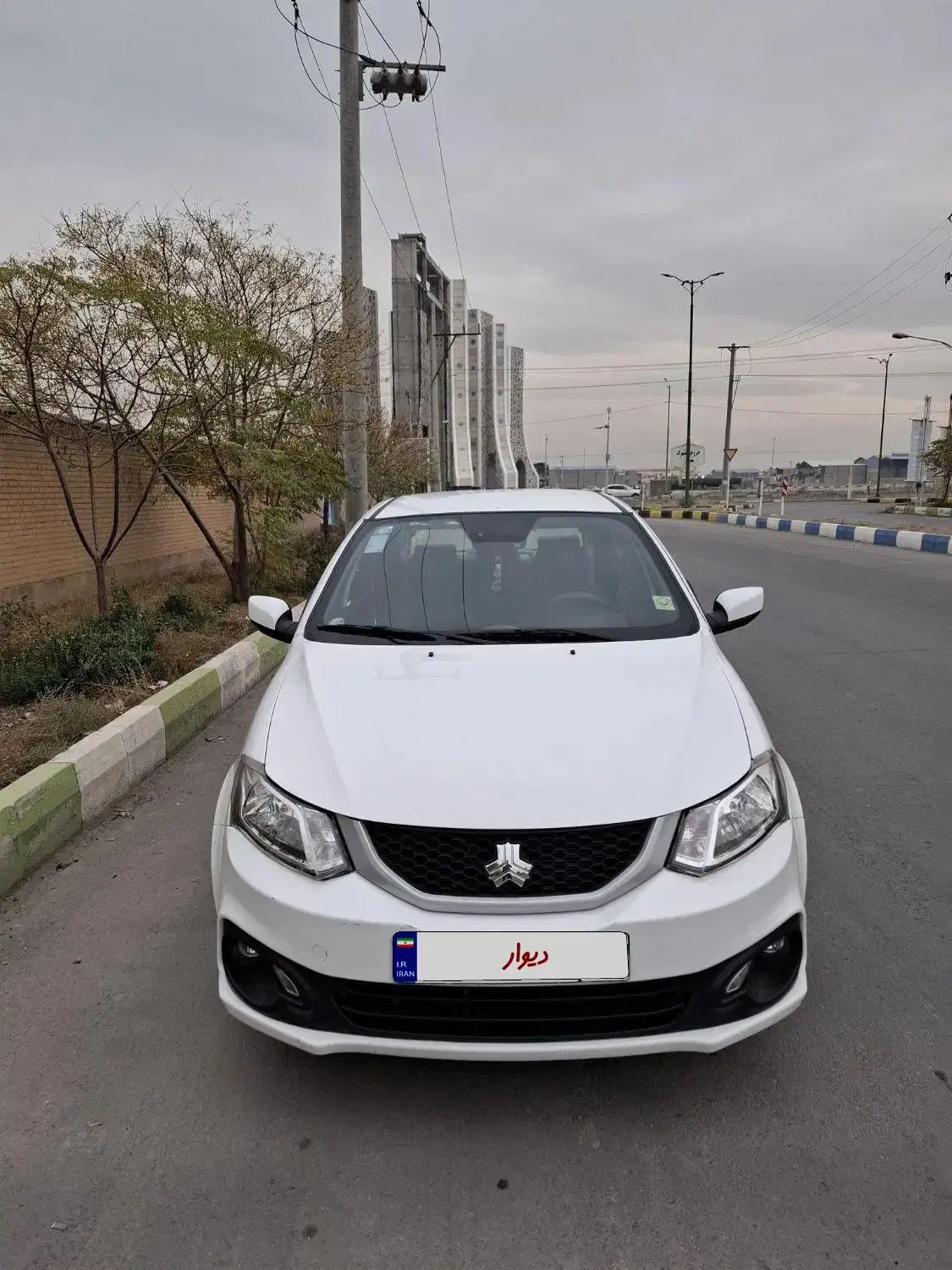 ساینا۱۴۰۳|خودرو سواری و وانت|نجف‌آباد, گلدشت|دیوار